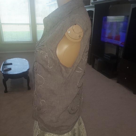 Christopher & Banks M 3d metallic swirls linen like sleeveless top - Picture 6 of 8